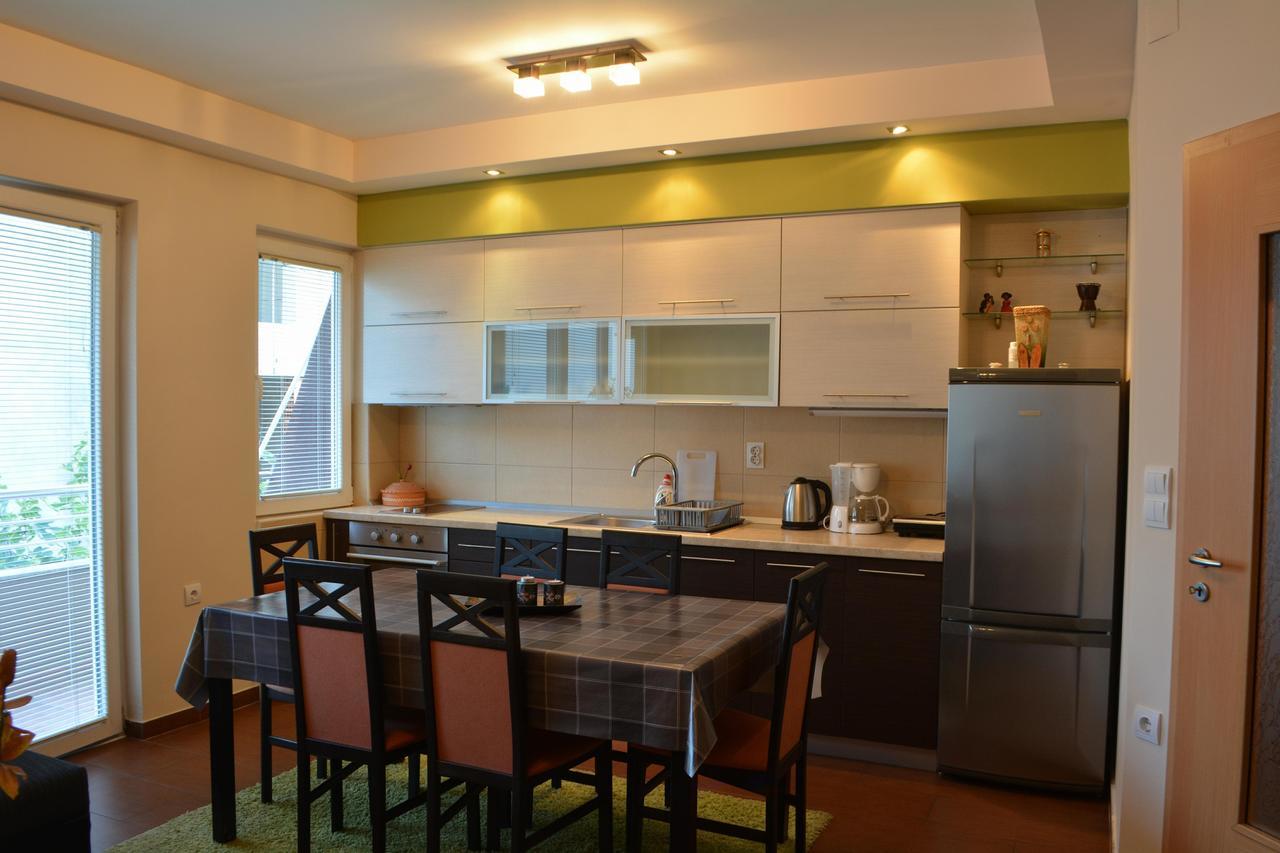 Apartments Elena โอครีด ภายนอก รูปภาพ